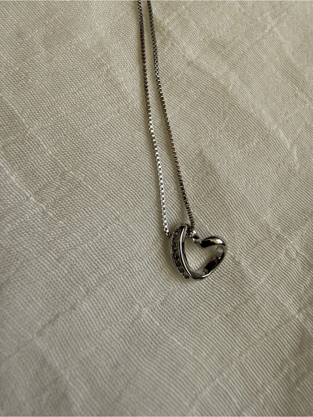 Sterling Silver Heart Pendant Necklace in Silver